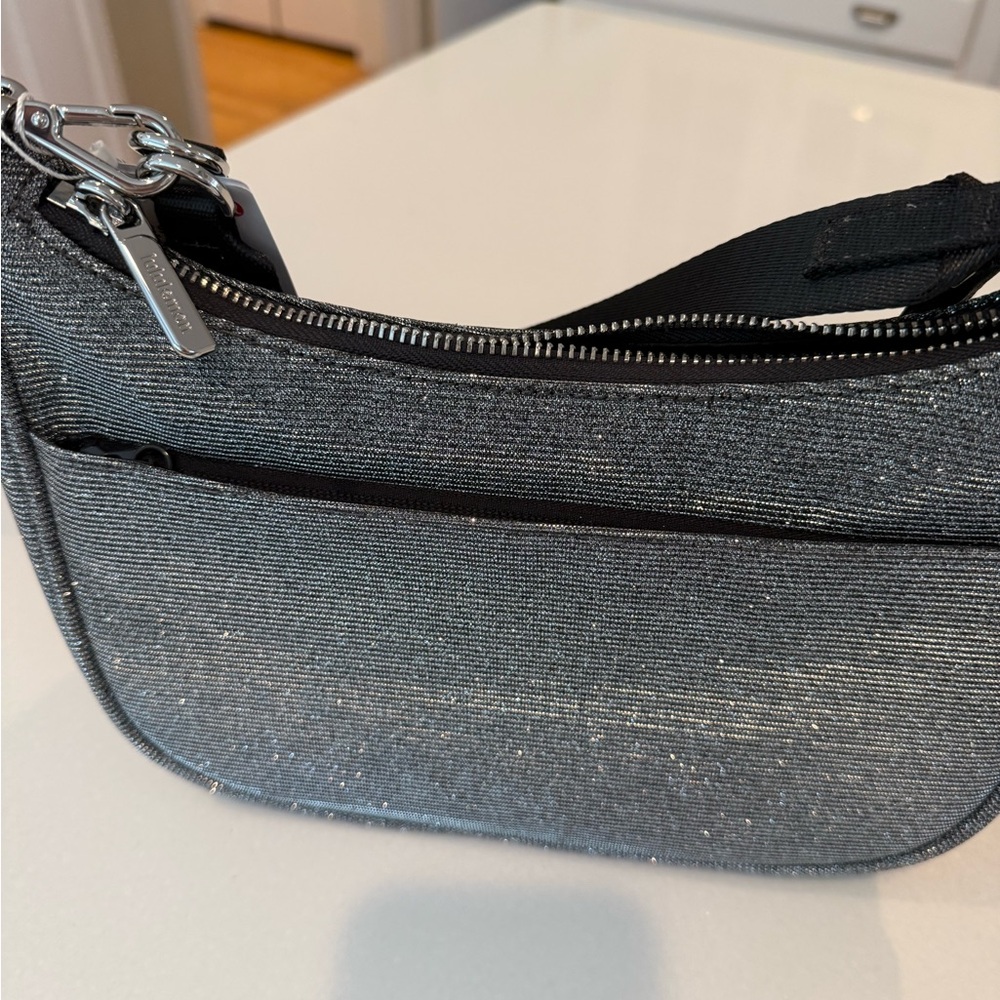 Lululemon City Essentials small bag in silver glitter. - Picture 2 of 4